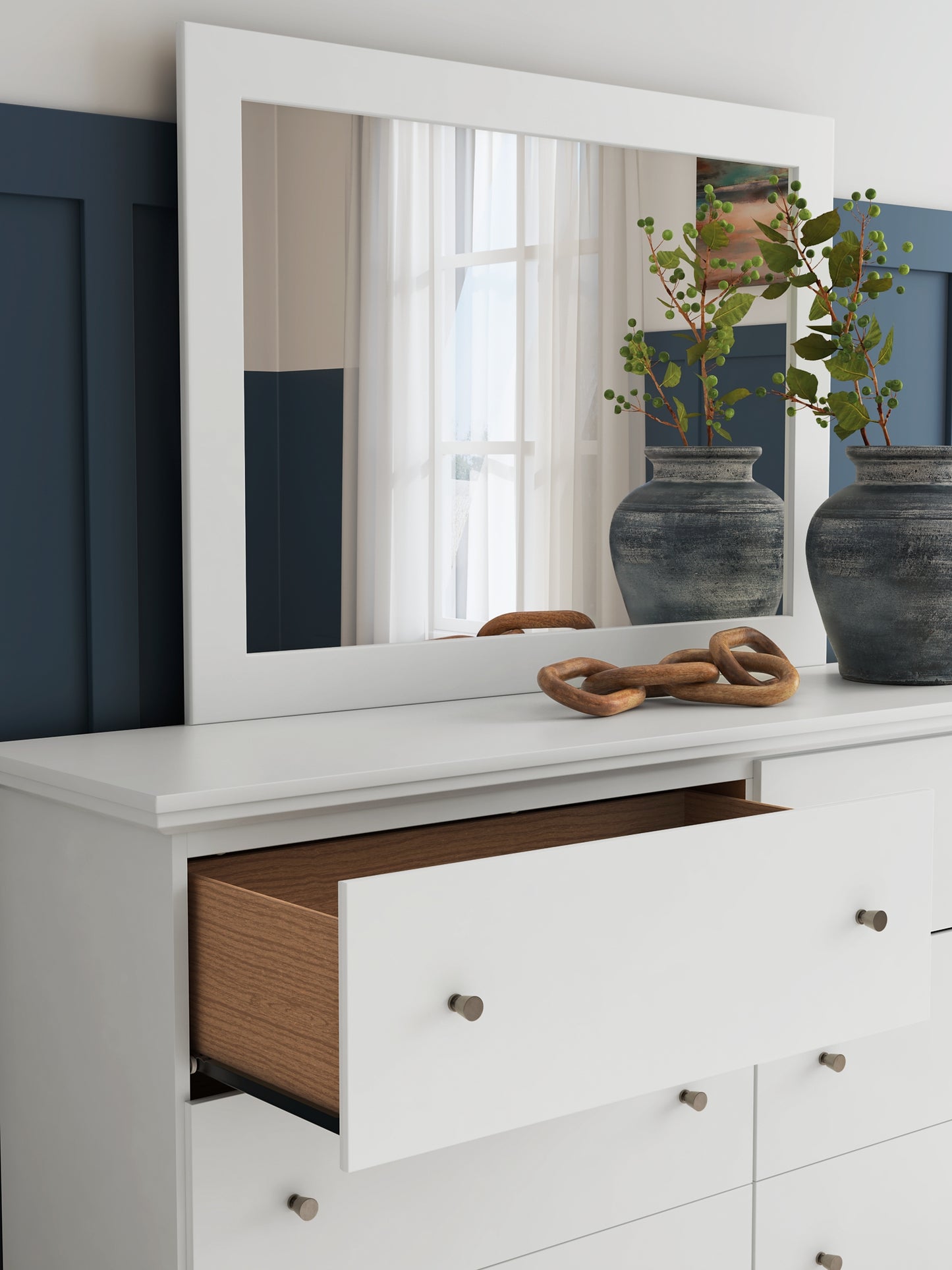 Bostwick Shoals Full Panel Bed, Dresser, Mirror and Nightstand