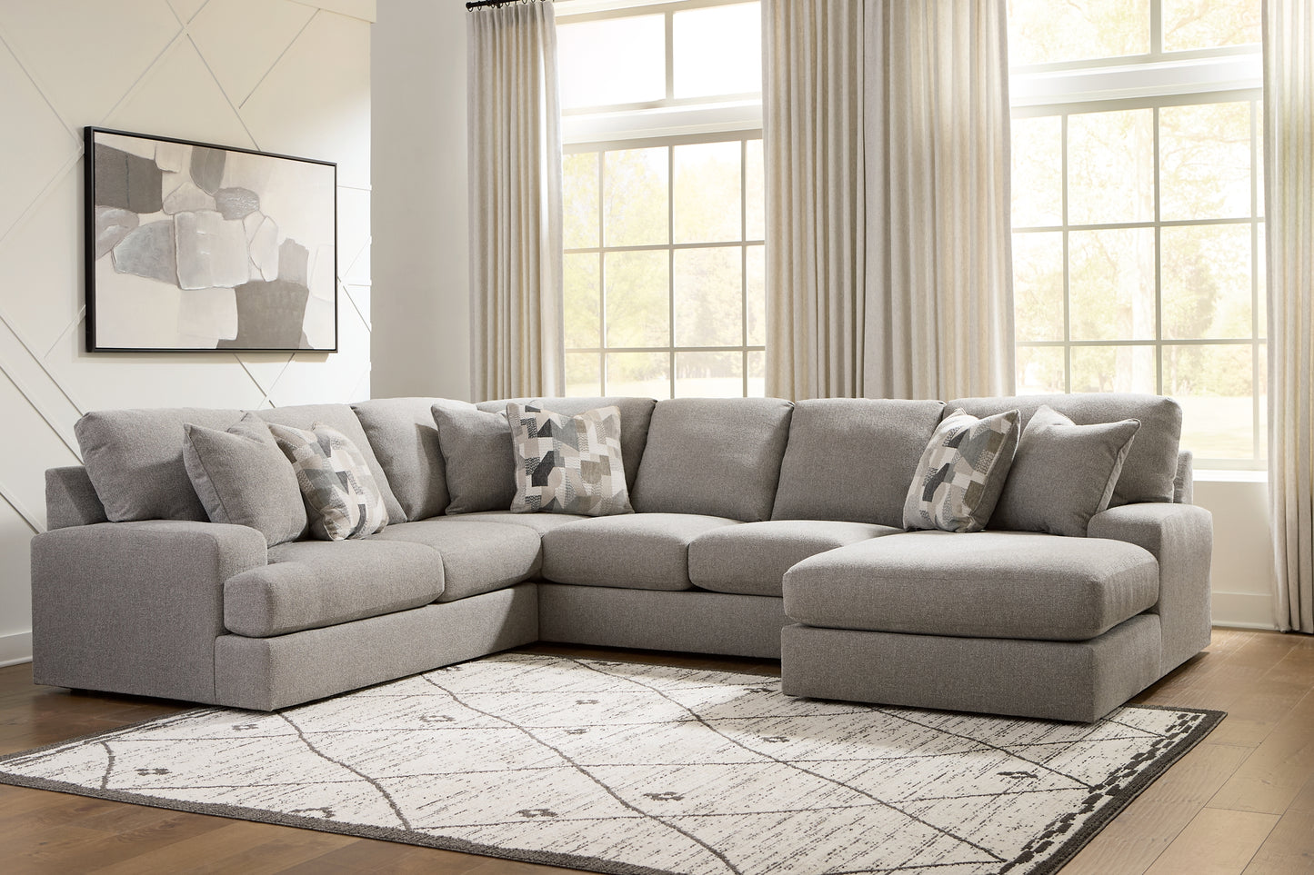 Lindon 3-Piece Sectional with Chaise