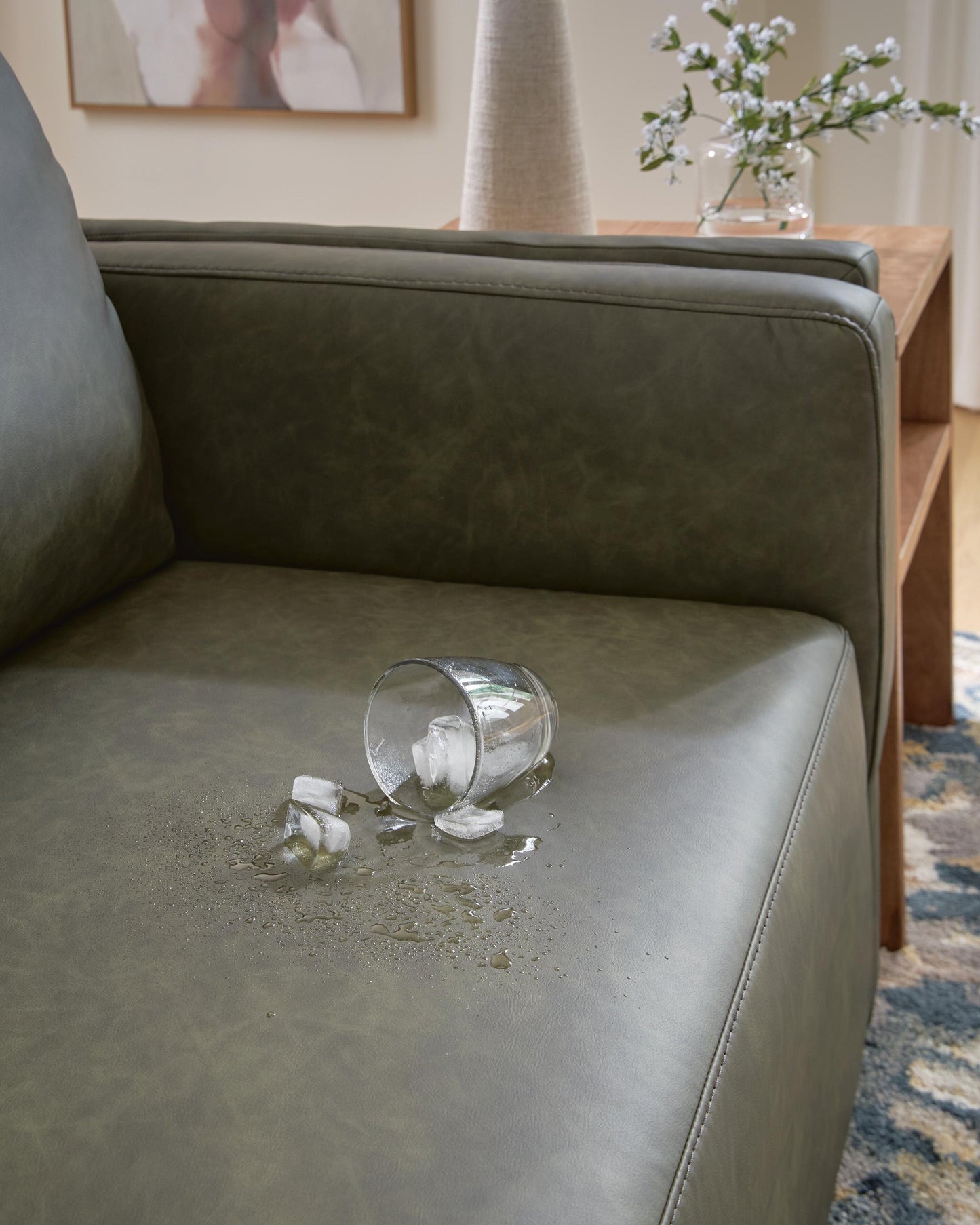 Hollis Studio Loveseat